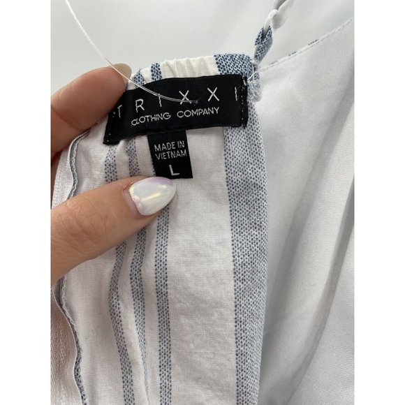 Trixxi Clothing Company Large Blue And White Gorgeous Flattering Top - Picture 6 of 8